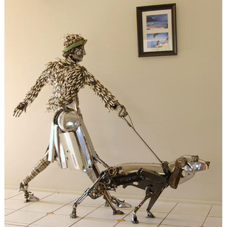 Illustration for article titled These Sculptures Turn Car Parts Into An Entire Animal Kingdom
